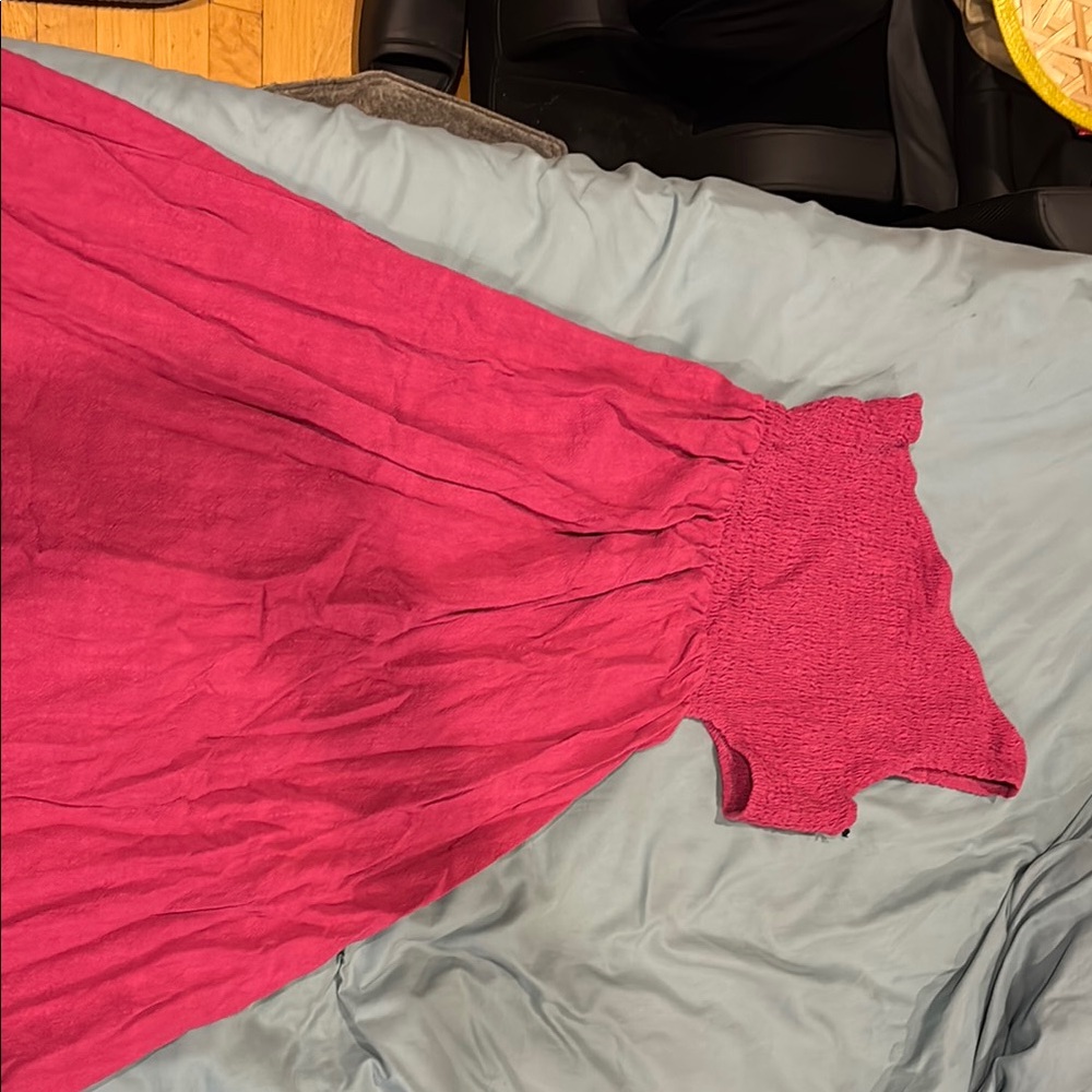 Forever 21 Fuchsia Smocked Dress